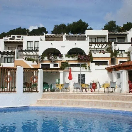 Pims Cala Llonga Cala Llonga (Ibiza)